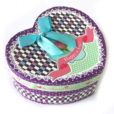 BOITE CADEAUX COEUR PM