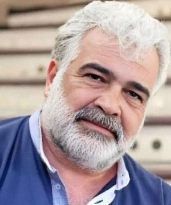 خالد خليفة