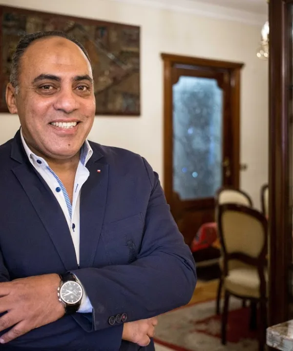 أيمن رفعت