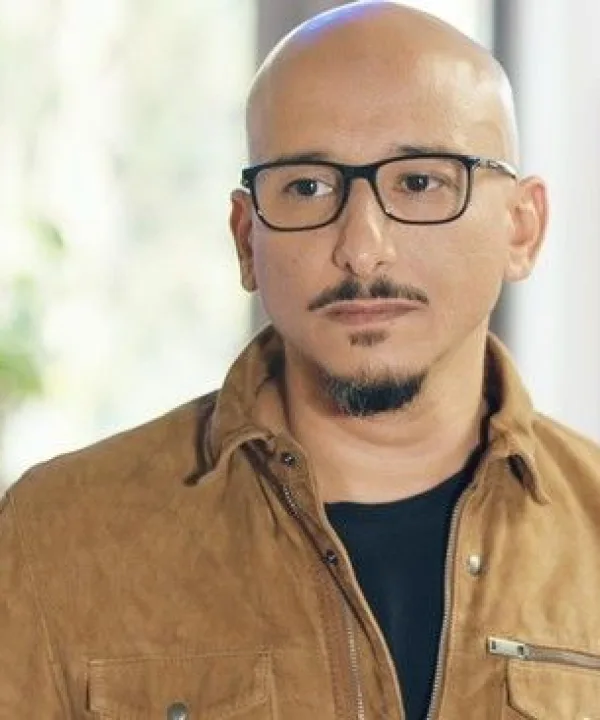 خالد منصور
